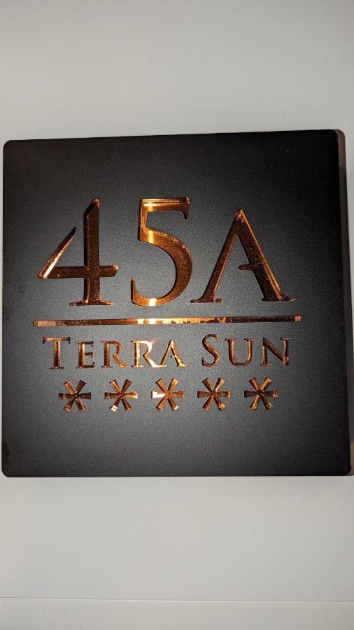 Apartments Terra Sun With Private Pool Or Jacuzzi Нивице Екстериор снимка